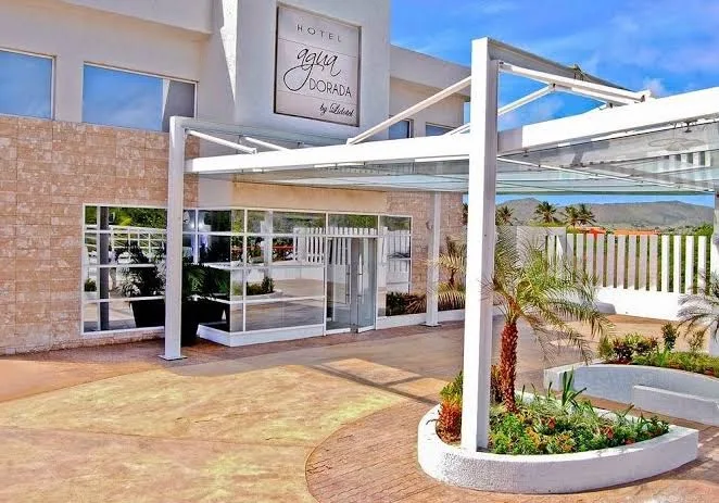 Agua Dorada Beach Hotel