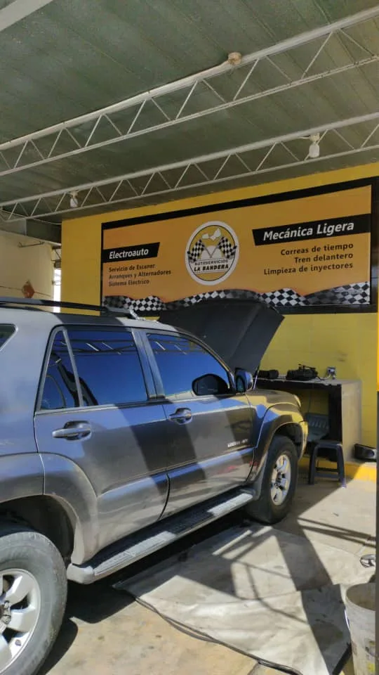 Autolavado y Autoservicios la Bandera Rattan Plaza (Pampatar) - Foto 2 | Guía Margarita