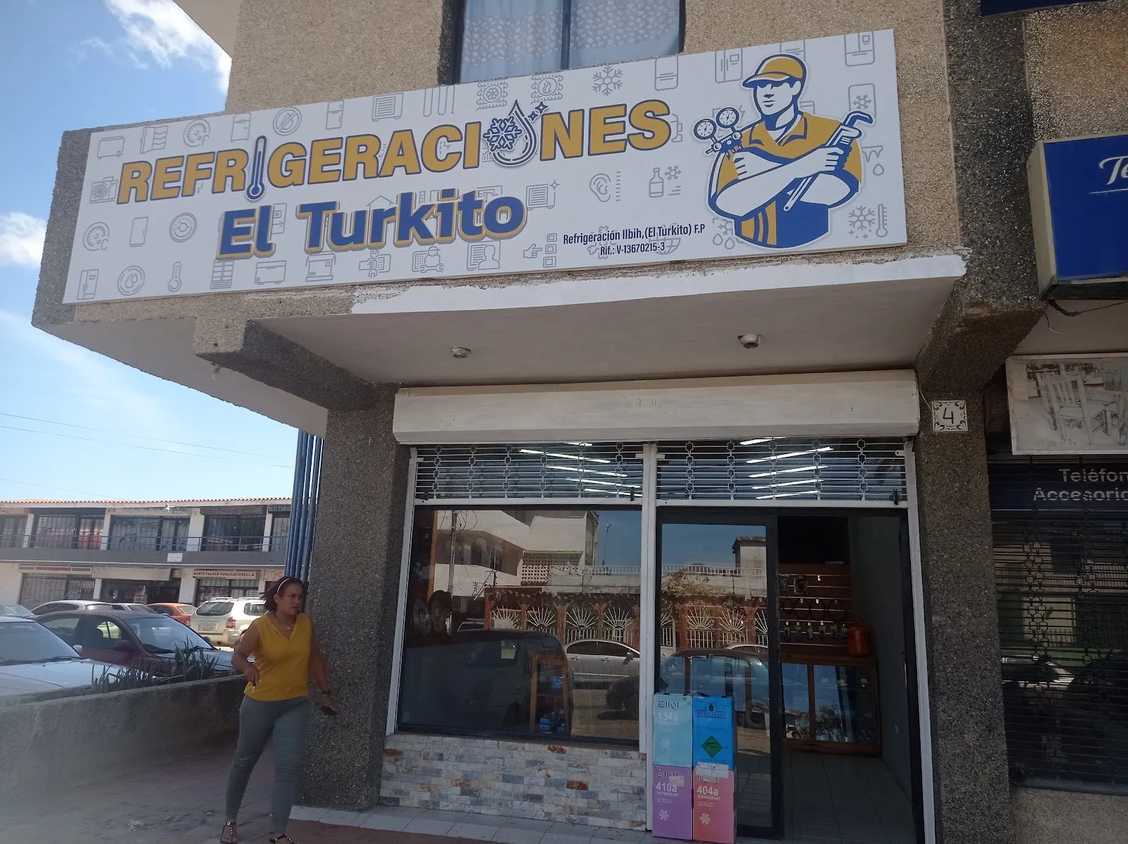 AutoRepuestos El Turco Negro