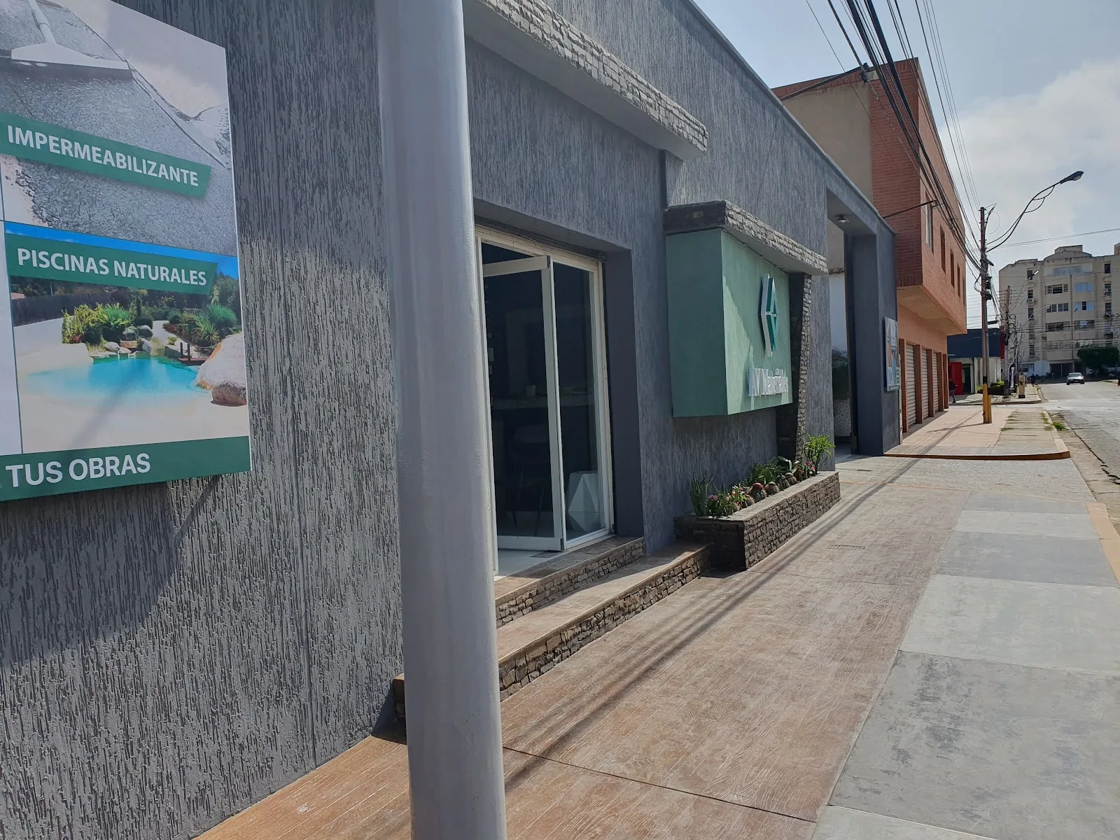 Avenida Ingeniería C.A.