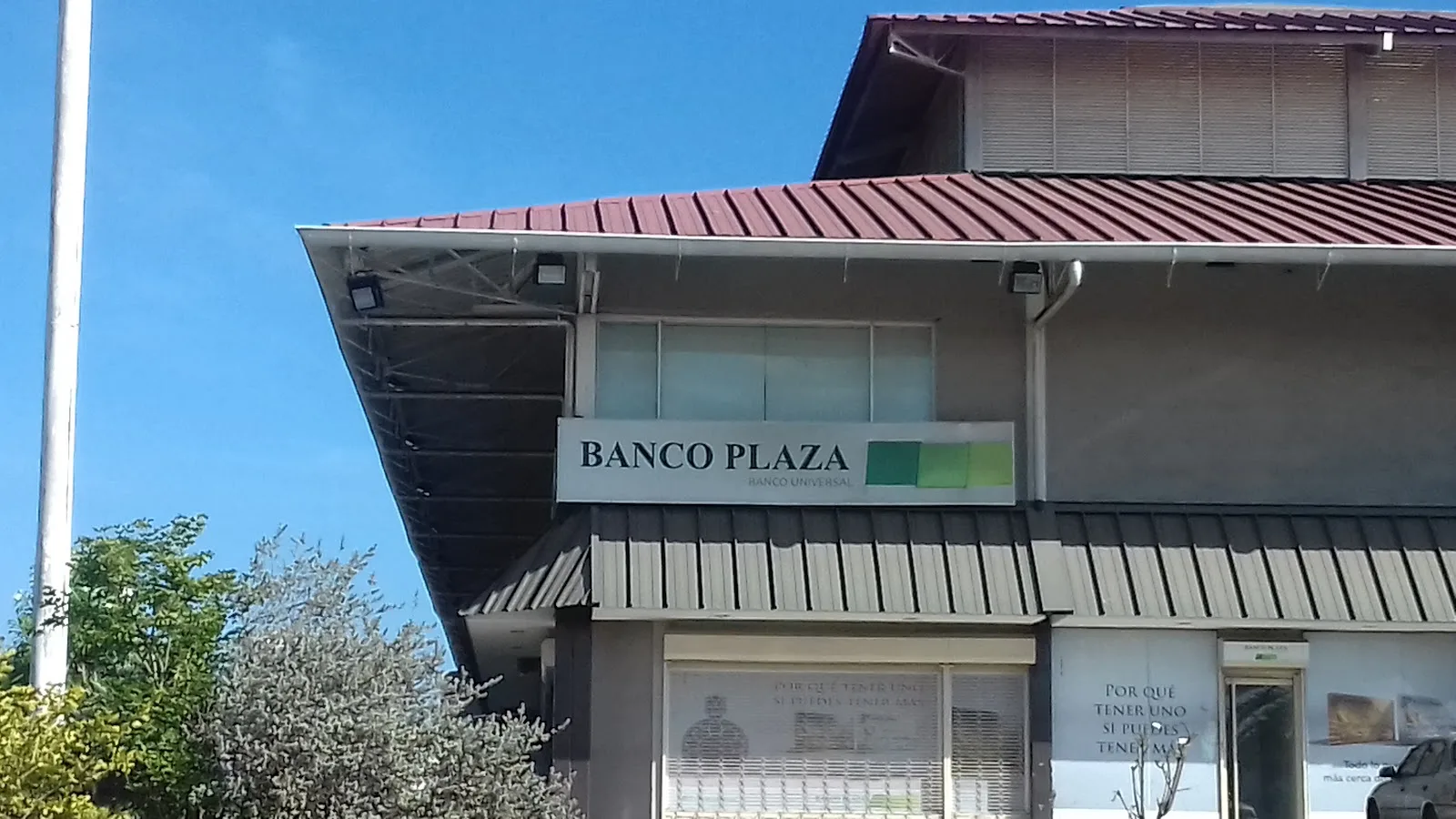 Banco Plaza (Costa Azul) - Foto 3 | Guía Margarita