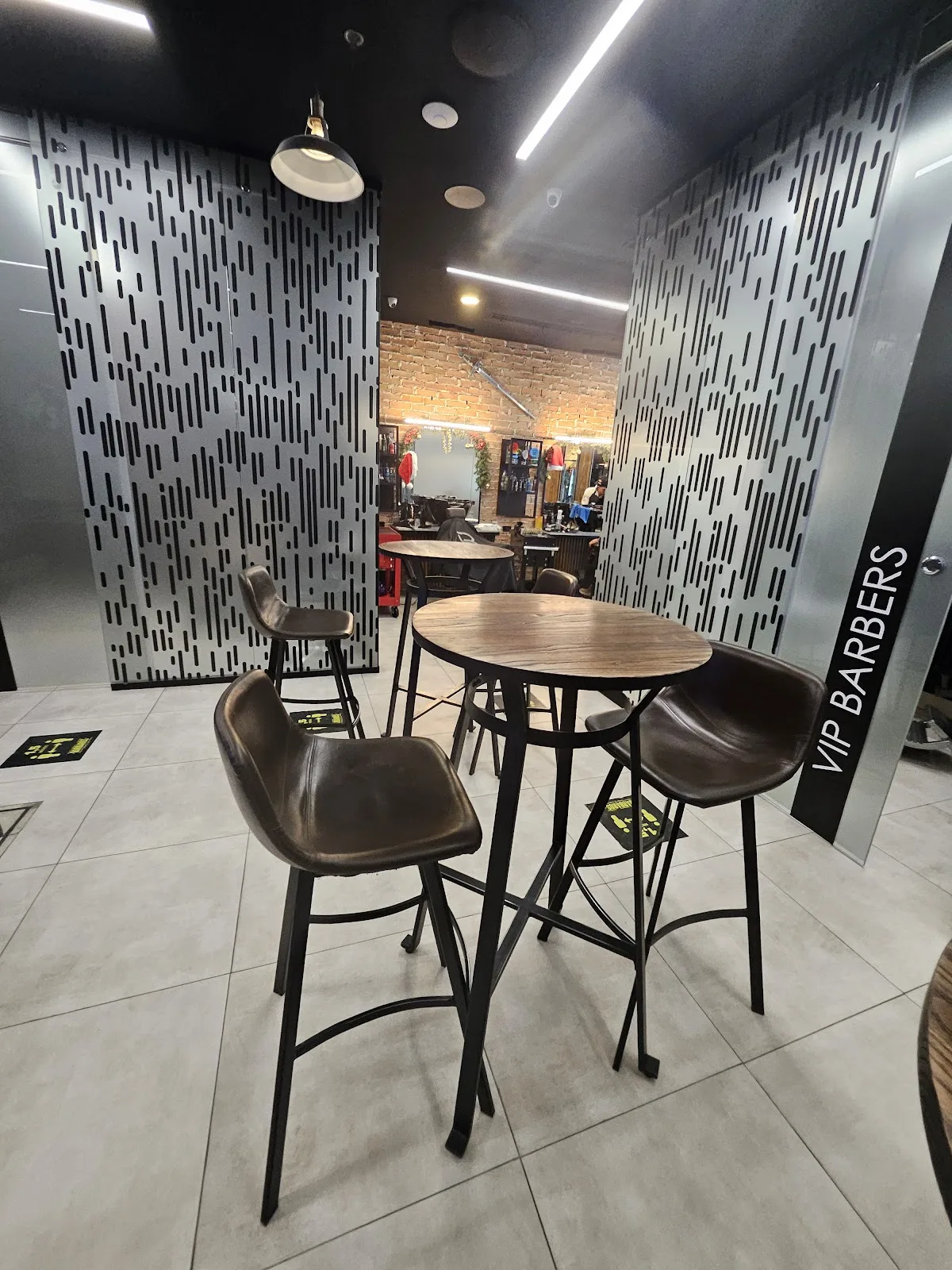 Barbaros Barber & Club