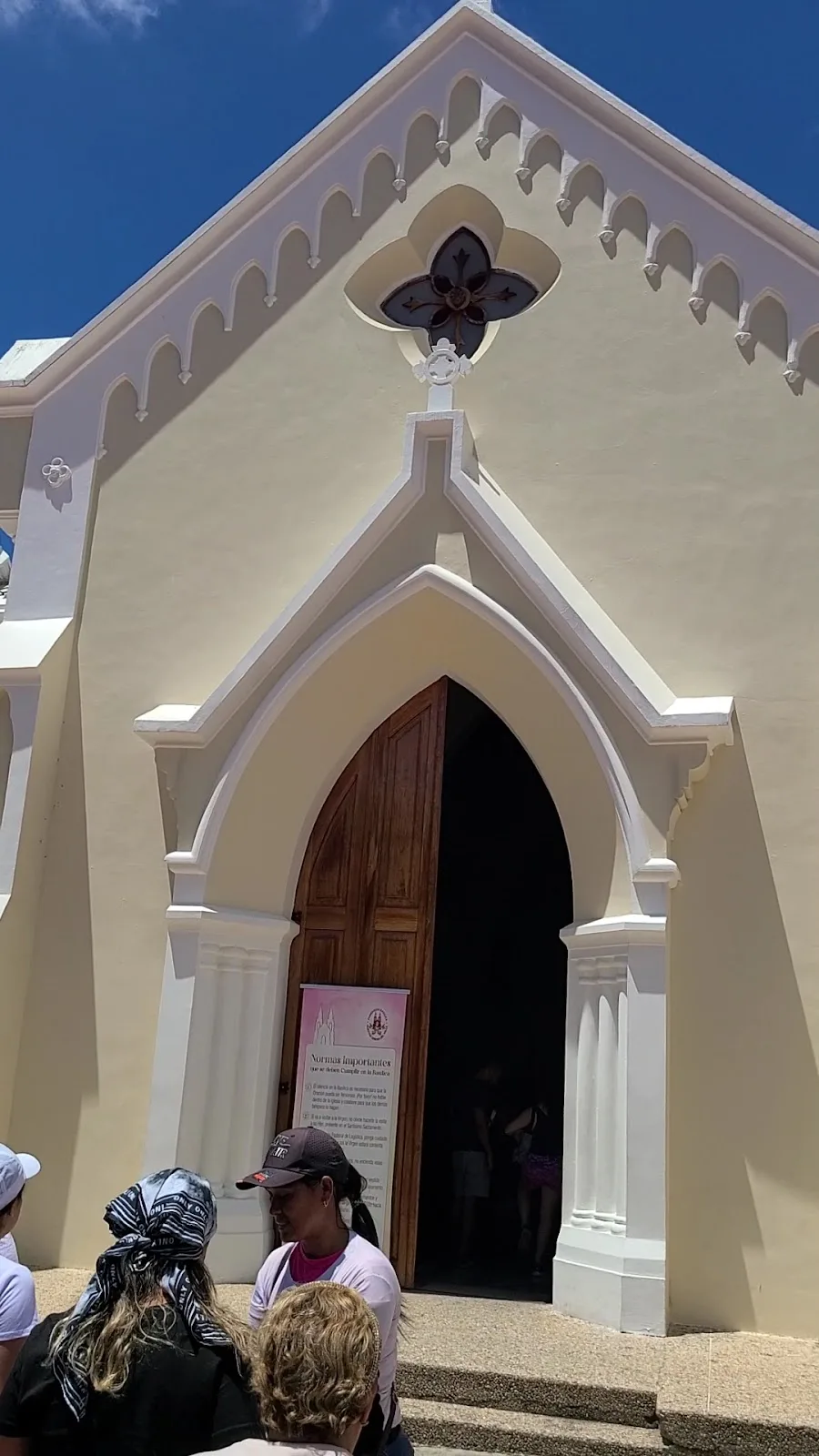 Basílica menor de Nuestra Señora del Valle - Foto 2 | Guía Margarita