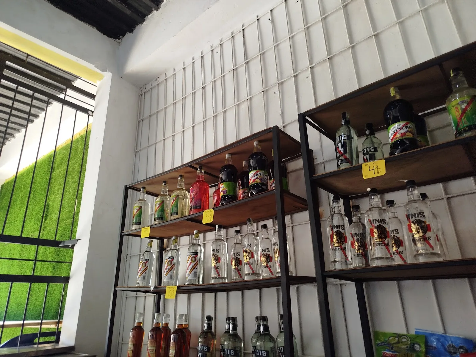 Bodegón & Minimarket Kenkeis
