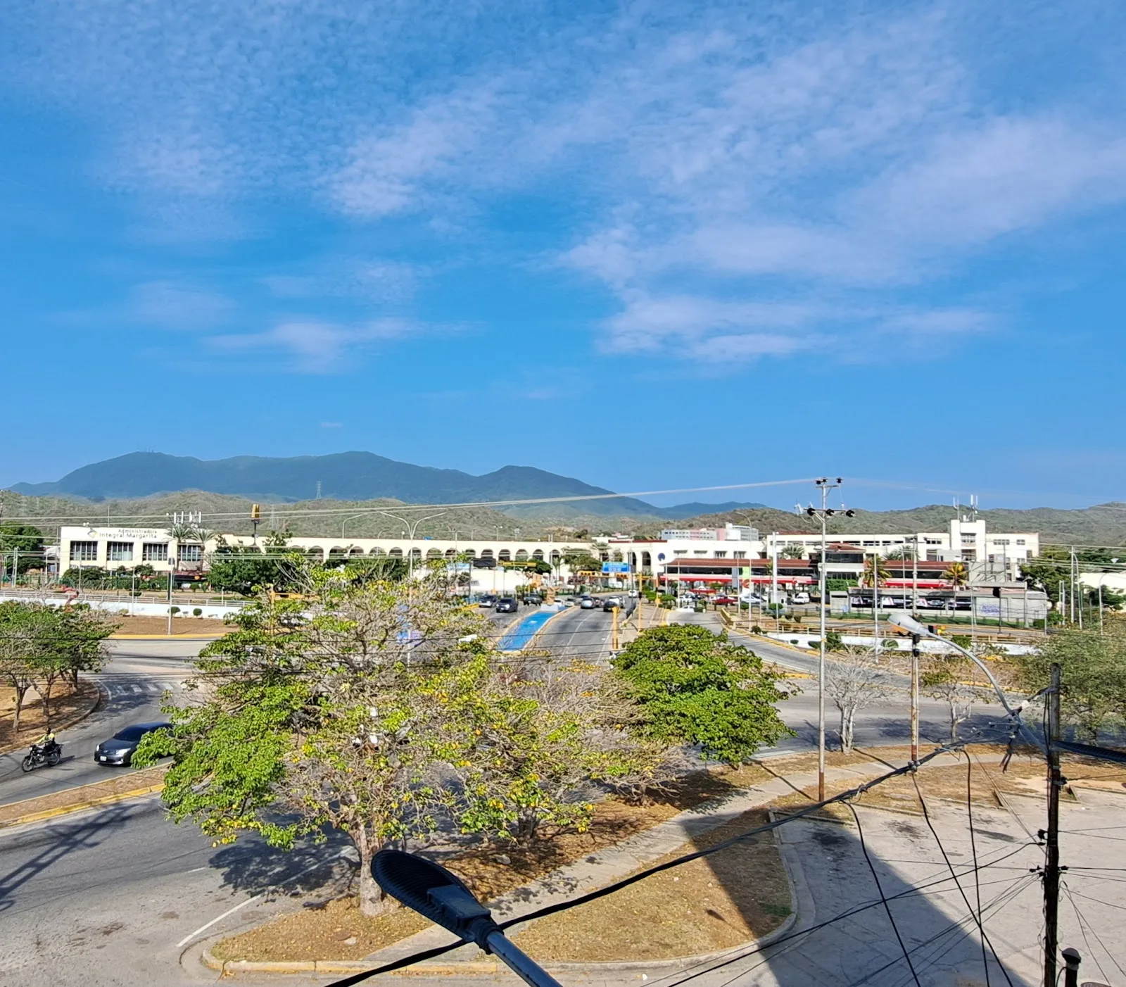 Centro Comercial La Redoma - Foto 2 | Guía Margarita
