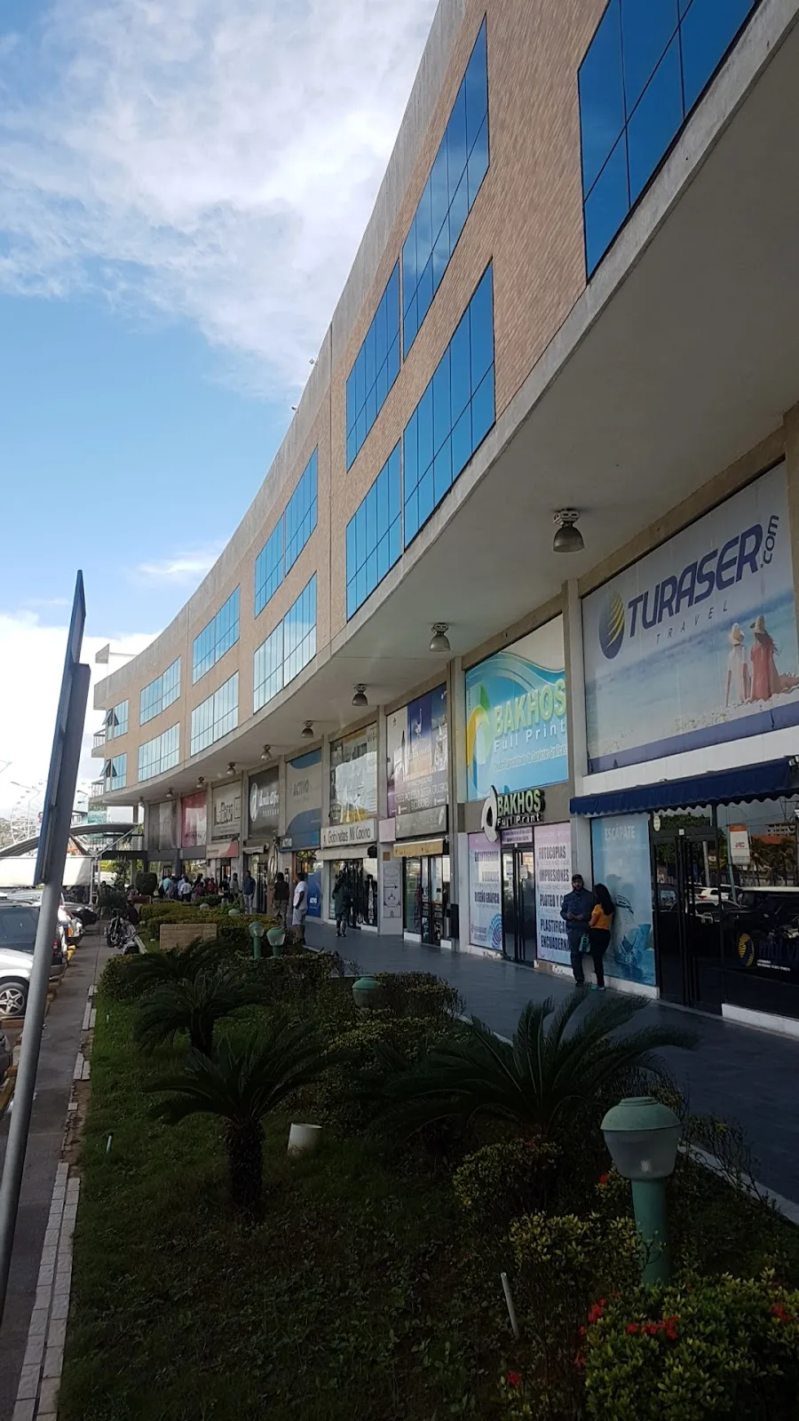 Centro Comercial Provemed
