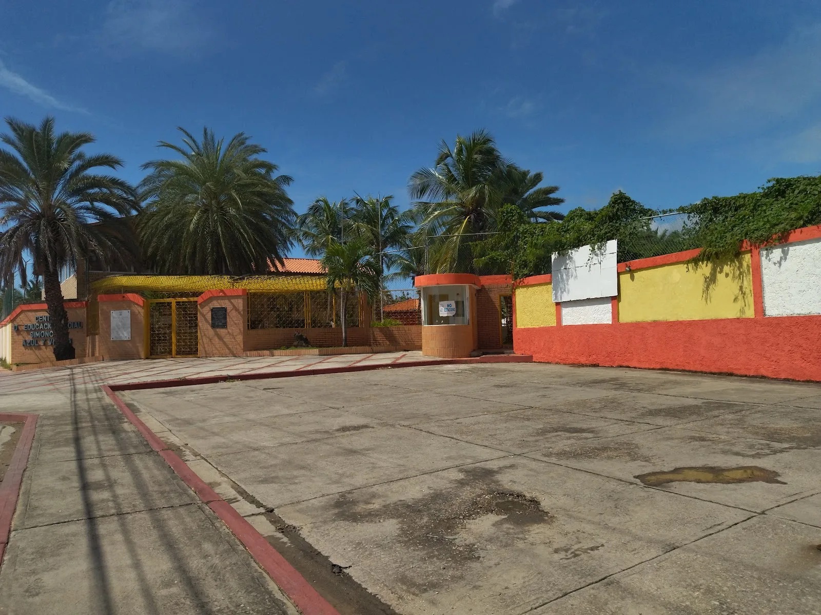 Centro de Educación Inicial Simoncito "Azul y Viento"