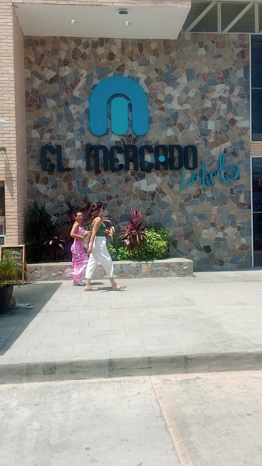 Comercial Edward Marcano - Foto 2 | Guía Margarita