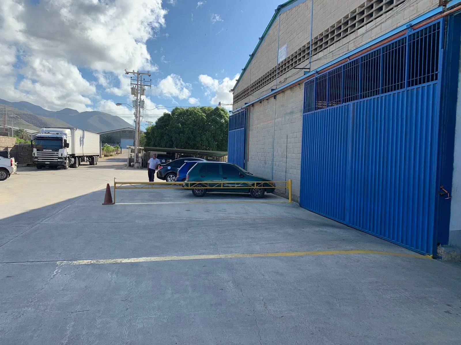 Distribuidora General Margarita C.A. - Foto 2 | Guía Margarita