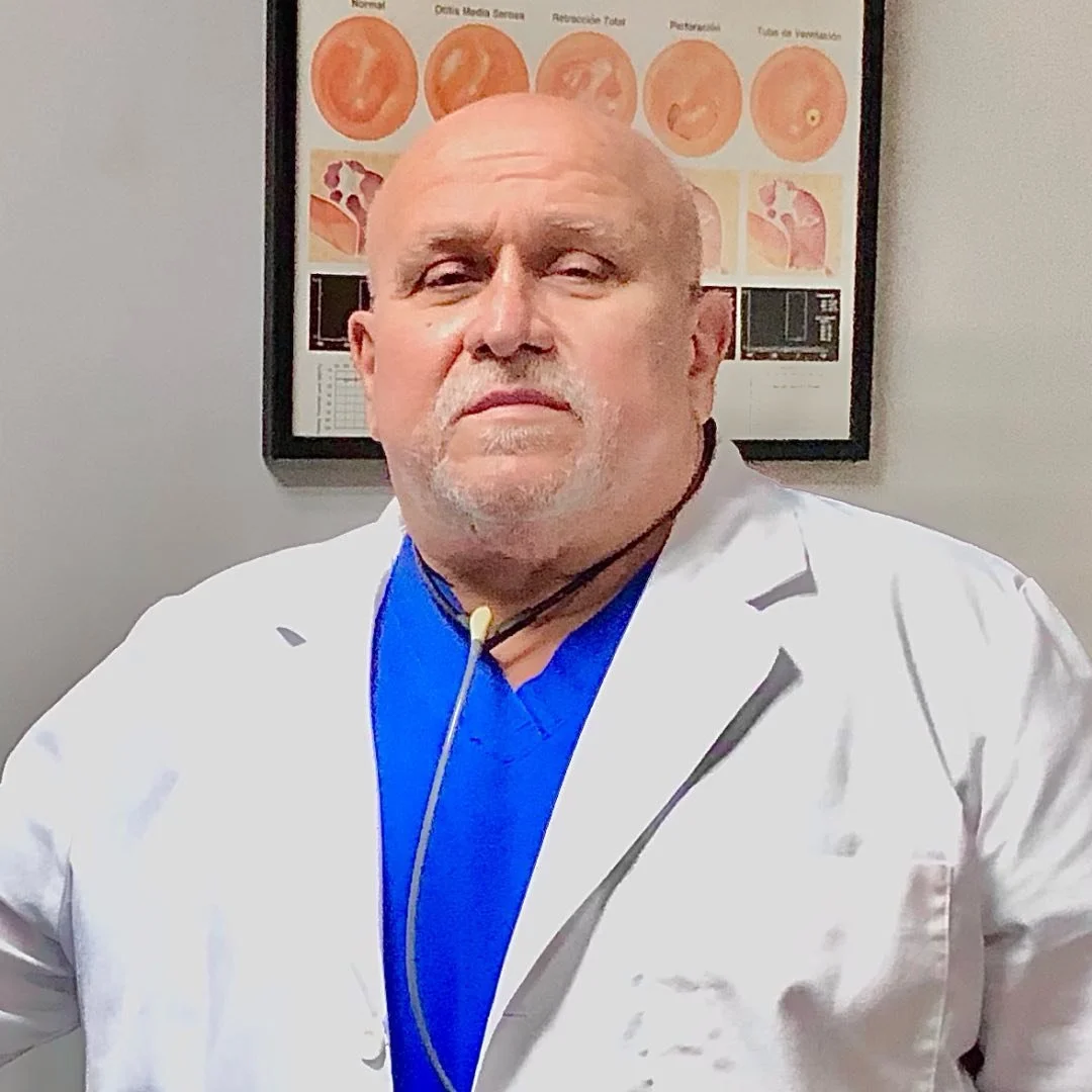 Dr. Antonio García Espinoza (Otorrinolaringología)