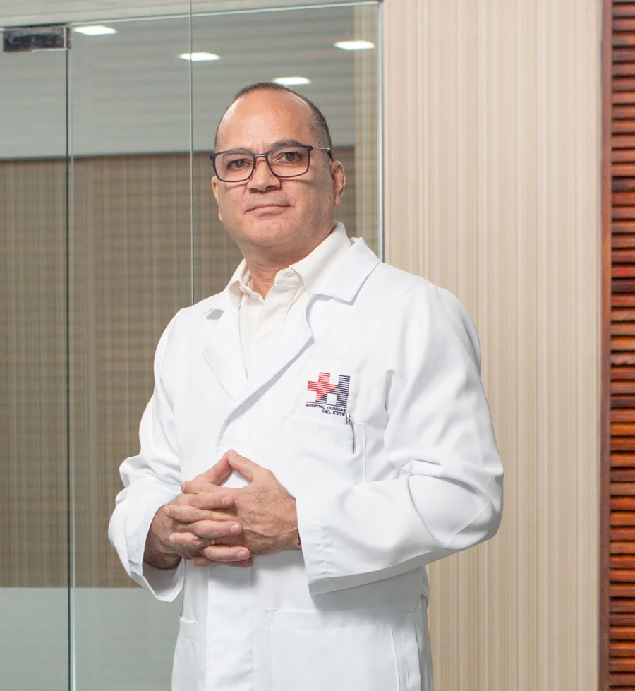 Dr. Enrique Antonio Ernandez (Cirugía General)