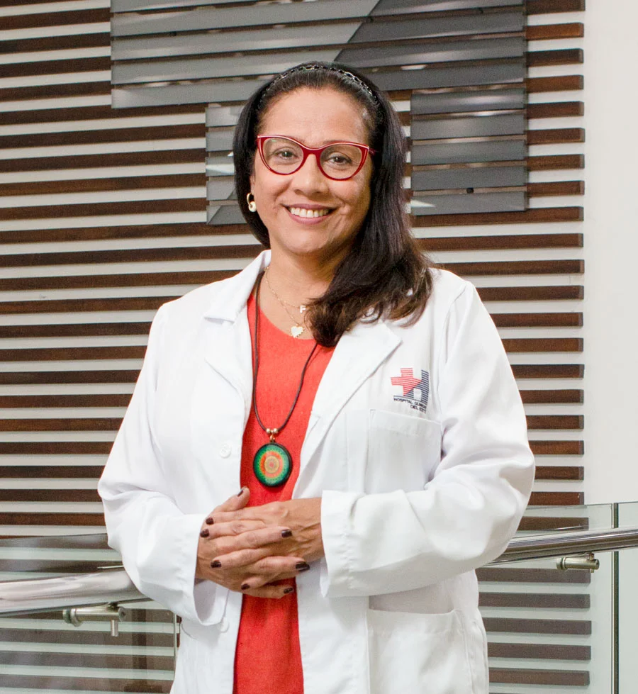 Dr. Fayree Fermín Morales (Pediatría y Puericultura)