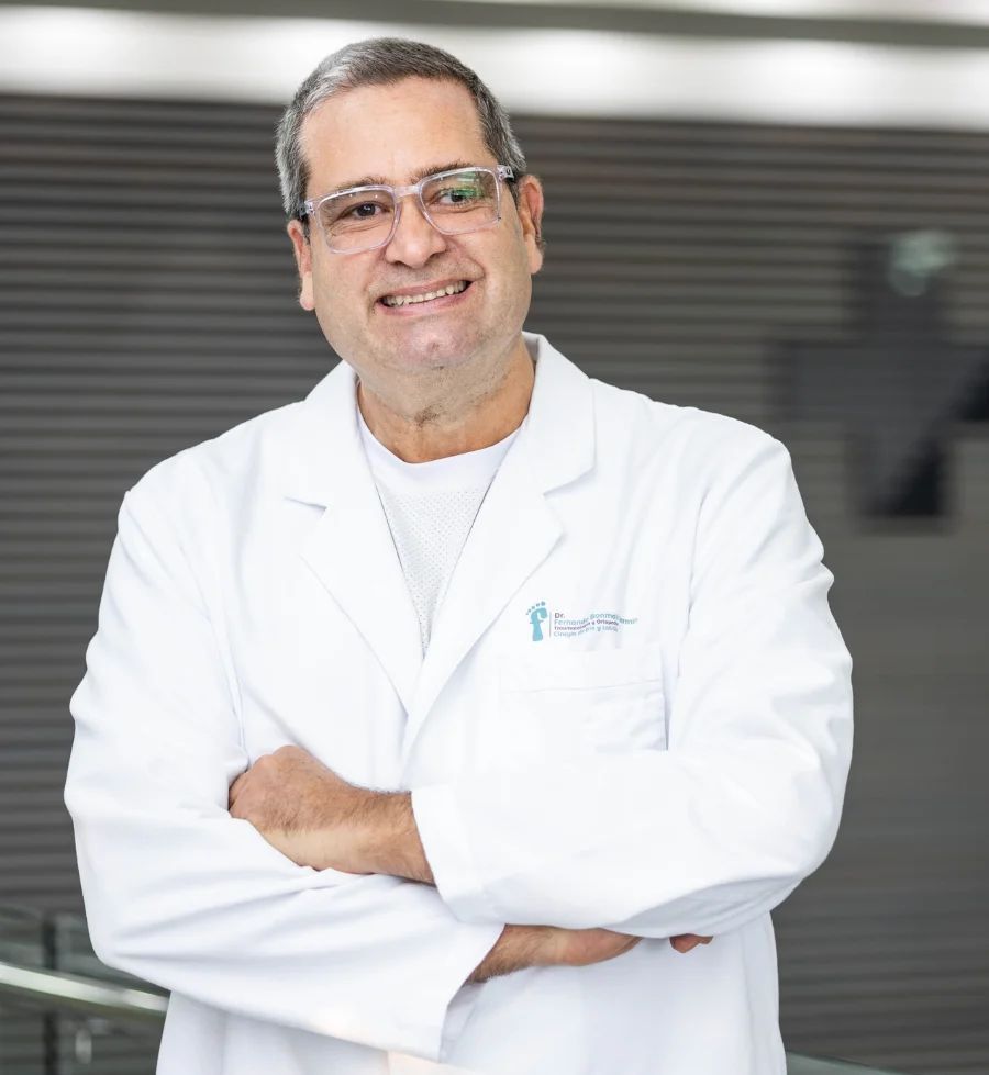 Dr. Fernando Bonmati Fermín (Traumatología y Ortopedia)