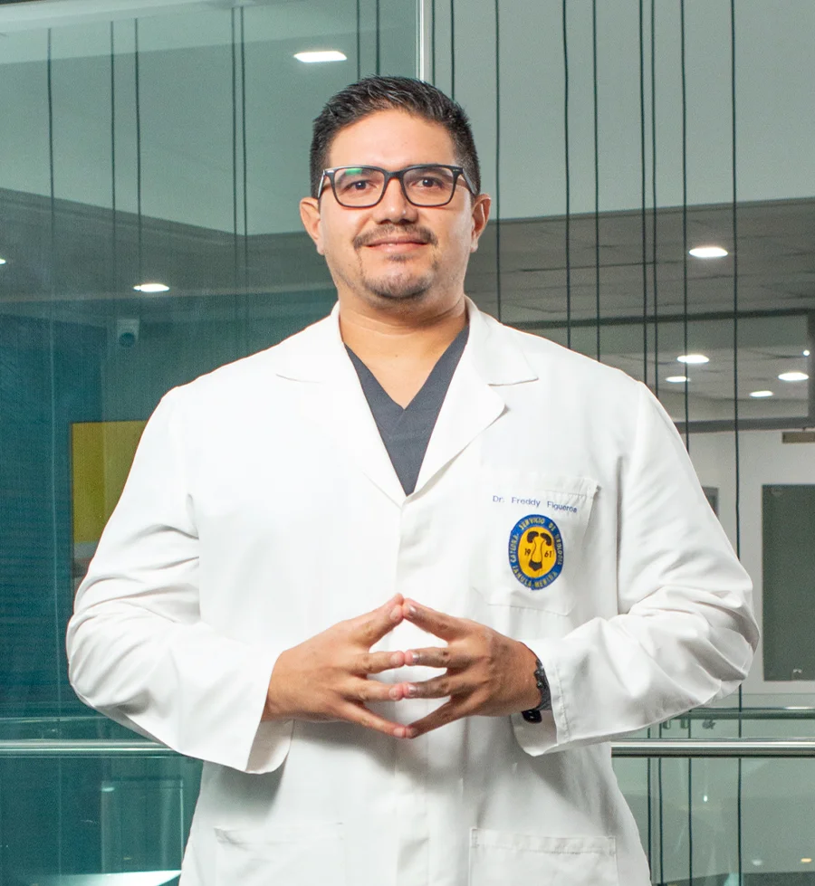 Dr. Freddy Francisco Figueroa Rodríguez (Urología)