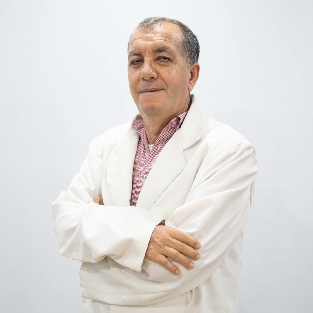 Dr. Husein Semaili (Dermatólogo)