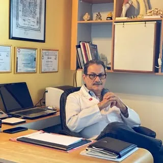 Dr. Isam Farage Traumatología