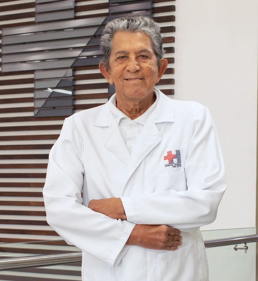 Dr. José Francisco Hernández (Pediatría y Puericultura)