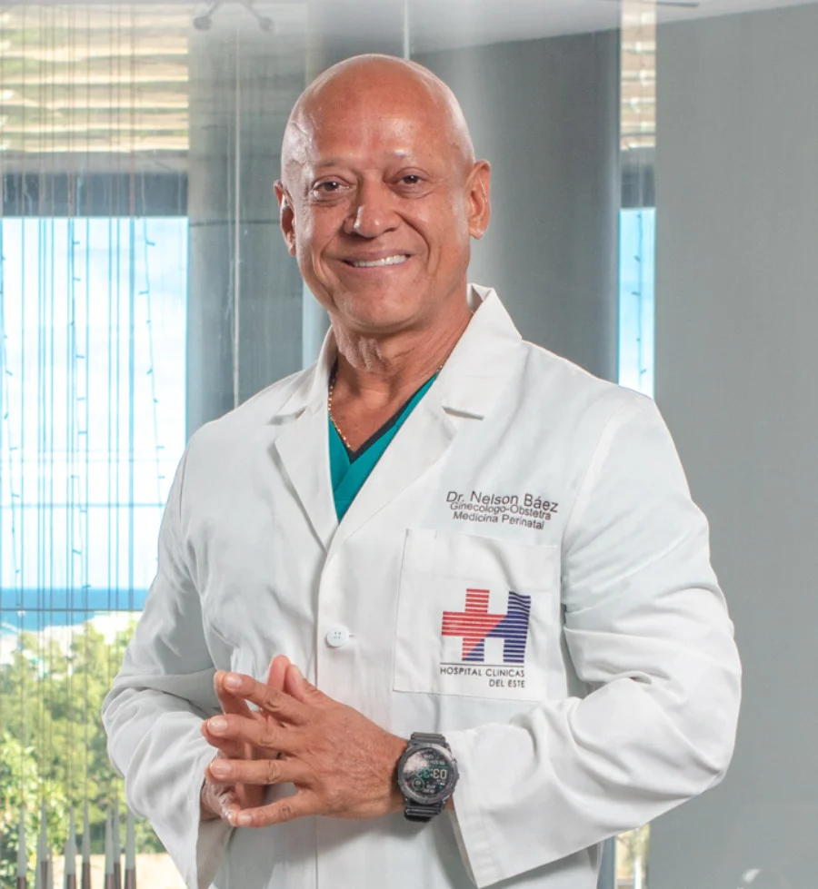 Dr. Nelson Báez (Ginecología y Obstetricia)