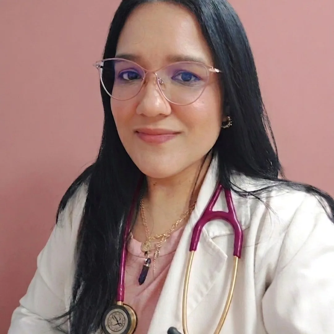 Dra. Dallana Quijada (Geriatría)