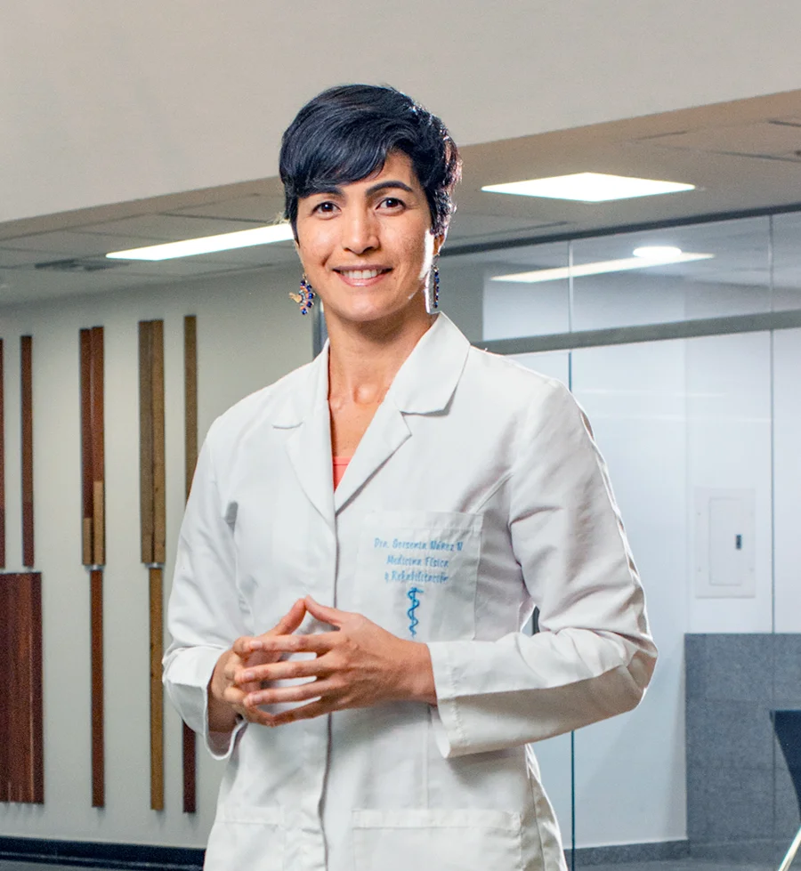 Dra. Gersenia Núñez Noriega (Fisiatría y Rehabilitación)