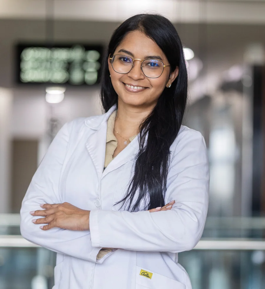 Dra. Karly Hernández (Neonatología)
