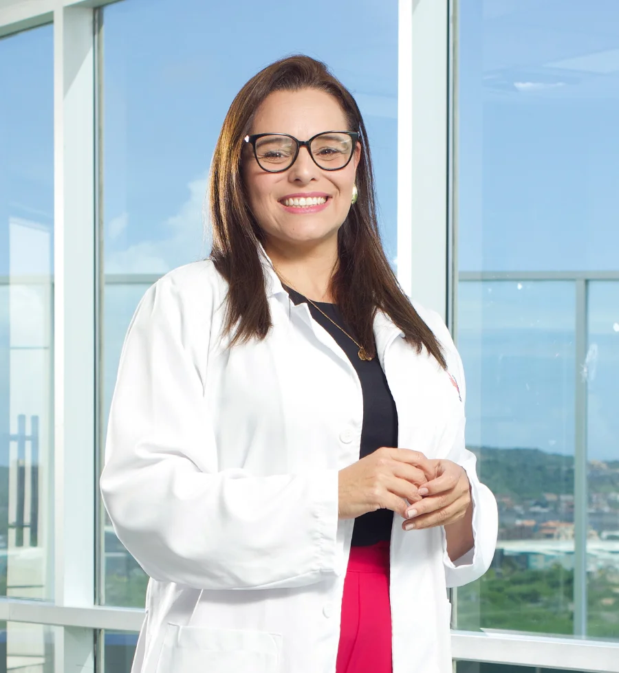 Dra. Natalia Teresa Bruzual Pacheco (Oftalmología)