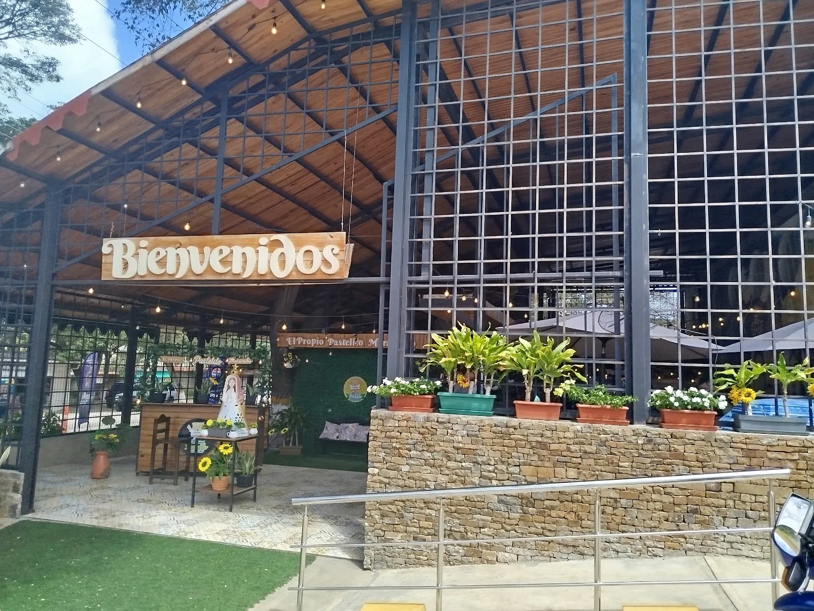 El Propio Pastelito Maracucho - Foto 2 | Guía Margarita