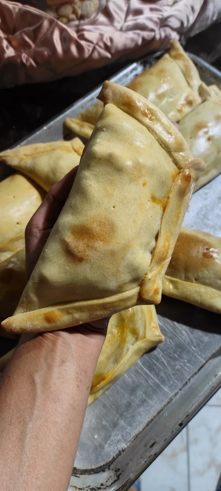 Empanadas Chilenas Javet
