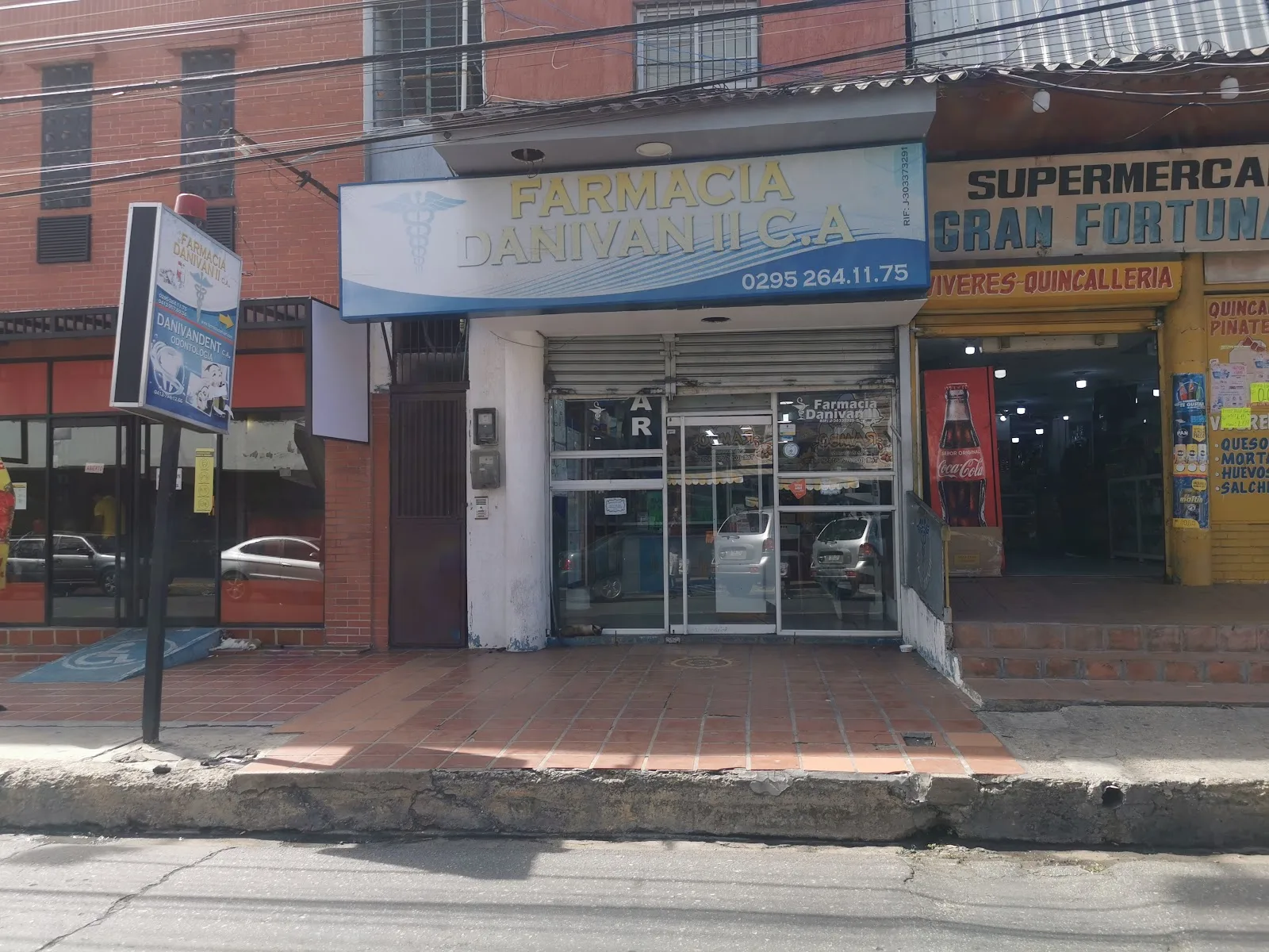 Farmacia Danivan Ii