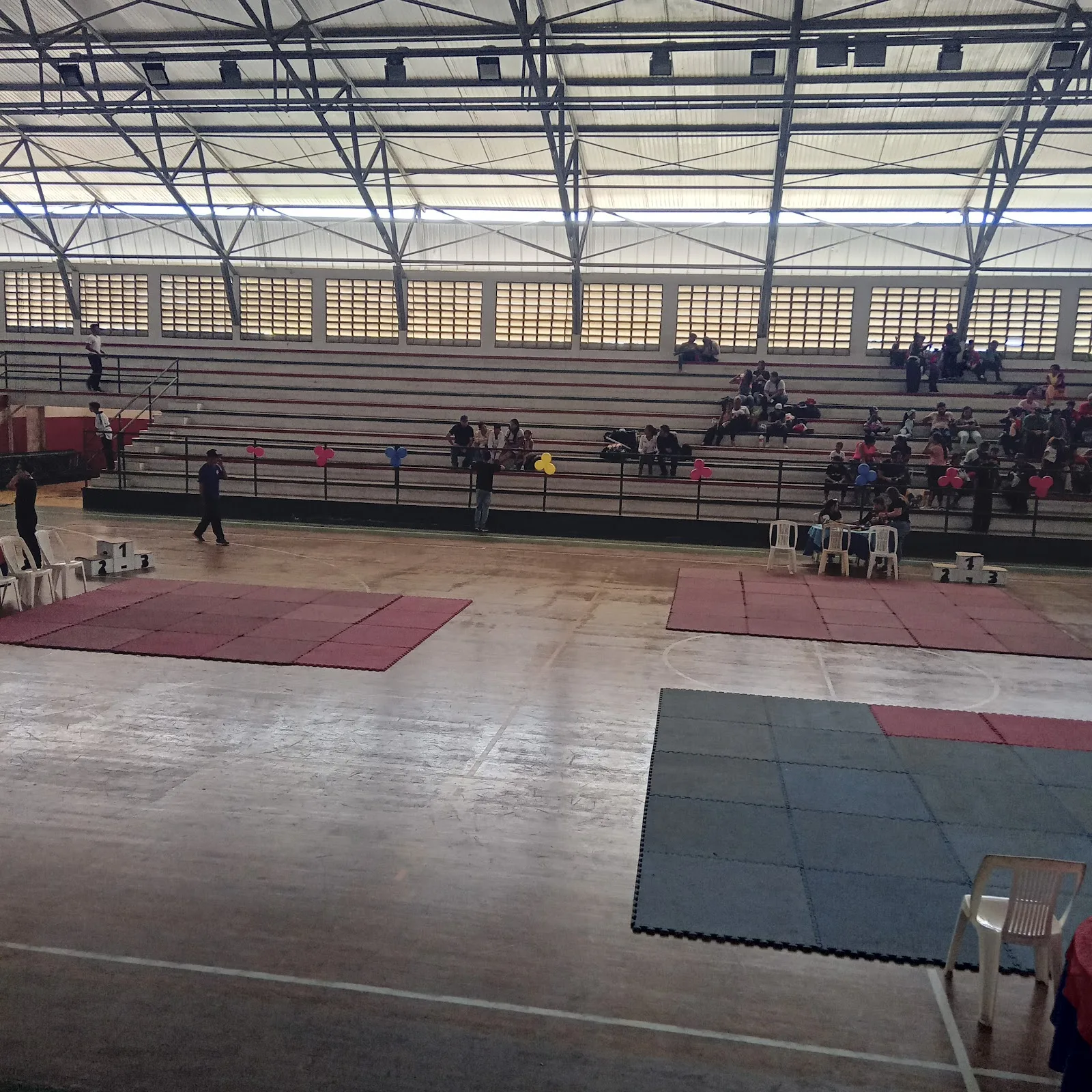 Gimnasio Br. Francisco Verde Rojas - Foto 5 | Guía Margarita