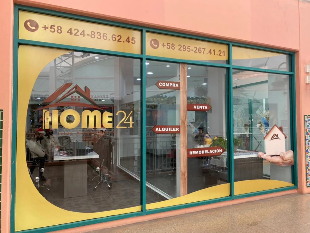 Home24 Islas Bienes Raíces