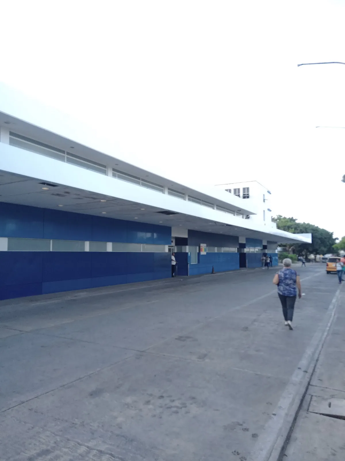 Hospital Central Dr. Luis Ortega (IVSS) - Foto 2 | Guía Margarita