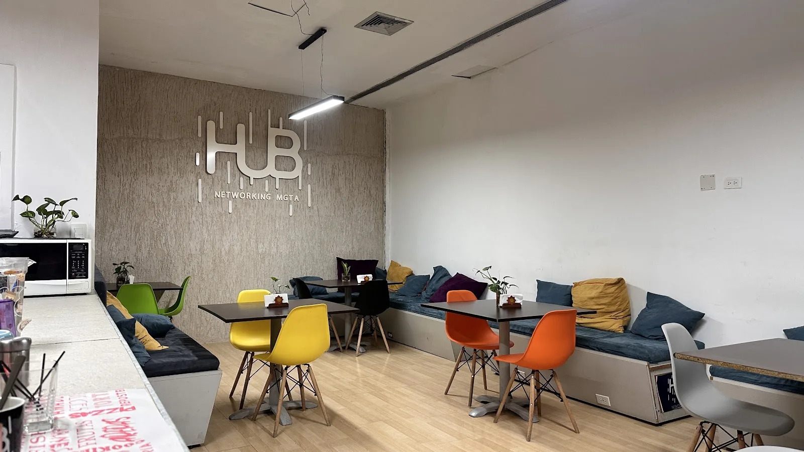 HUB Networking (Rattan Plaza) - Foto 2 | Guía Margarita
