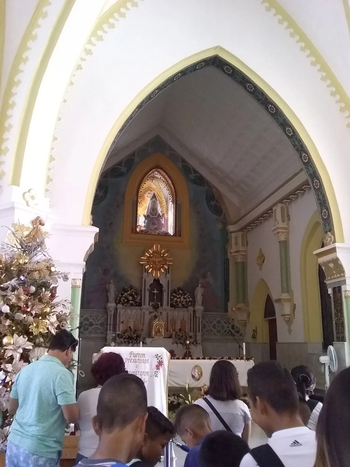 Iglesia Nuestra Señora del Valle de los Guaiqueries - Foto 5 | Guía Margarita