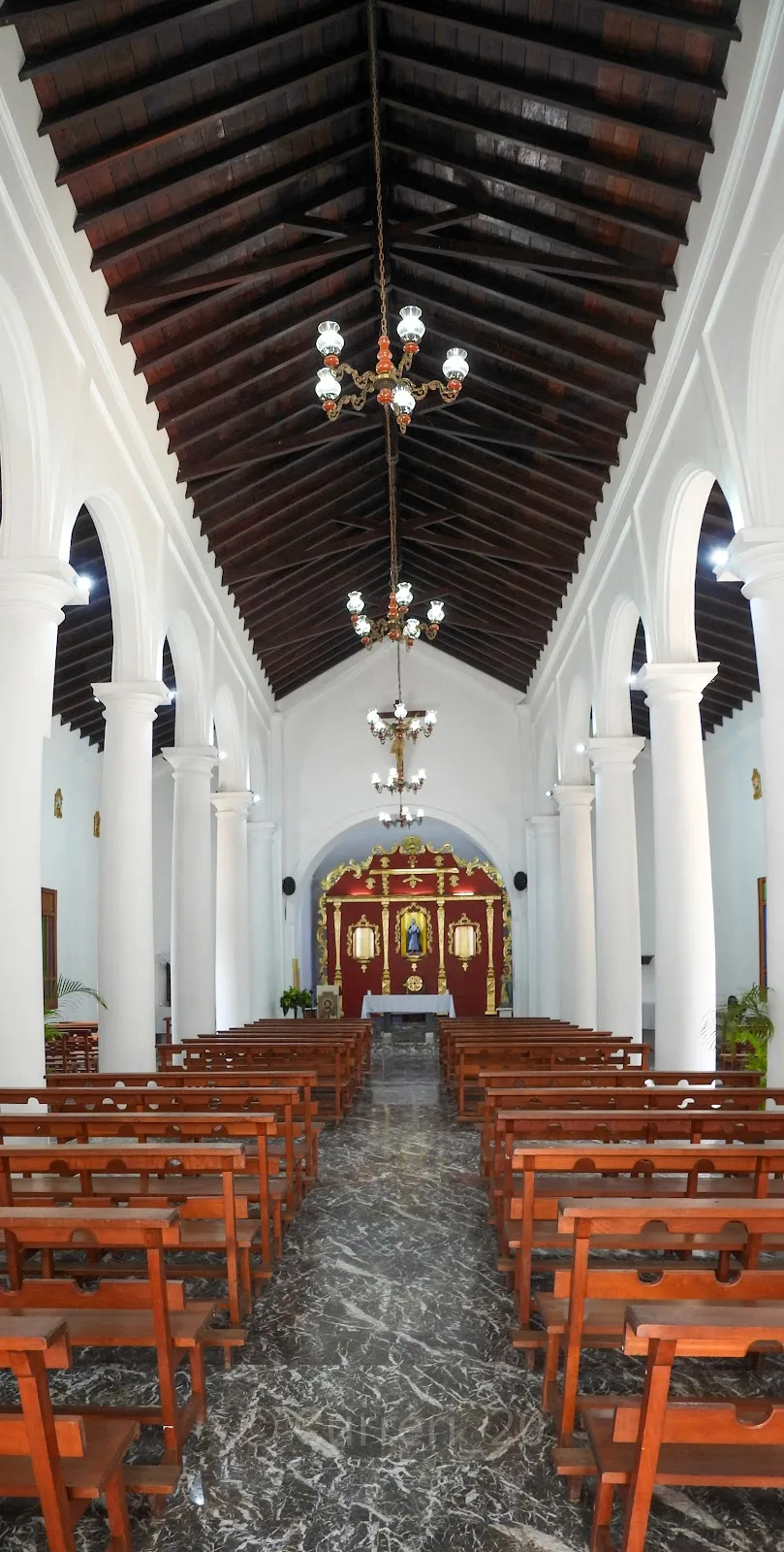 Iglesia Parroquial San José de Paraguachí - Foto 2 | Guía Margarita