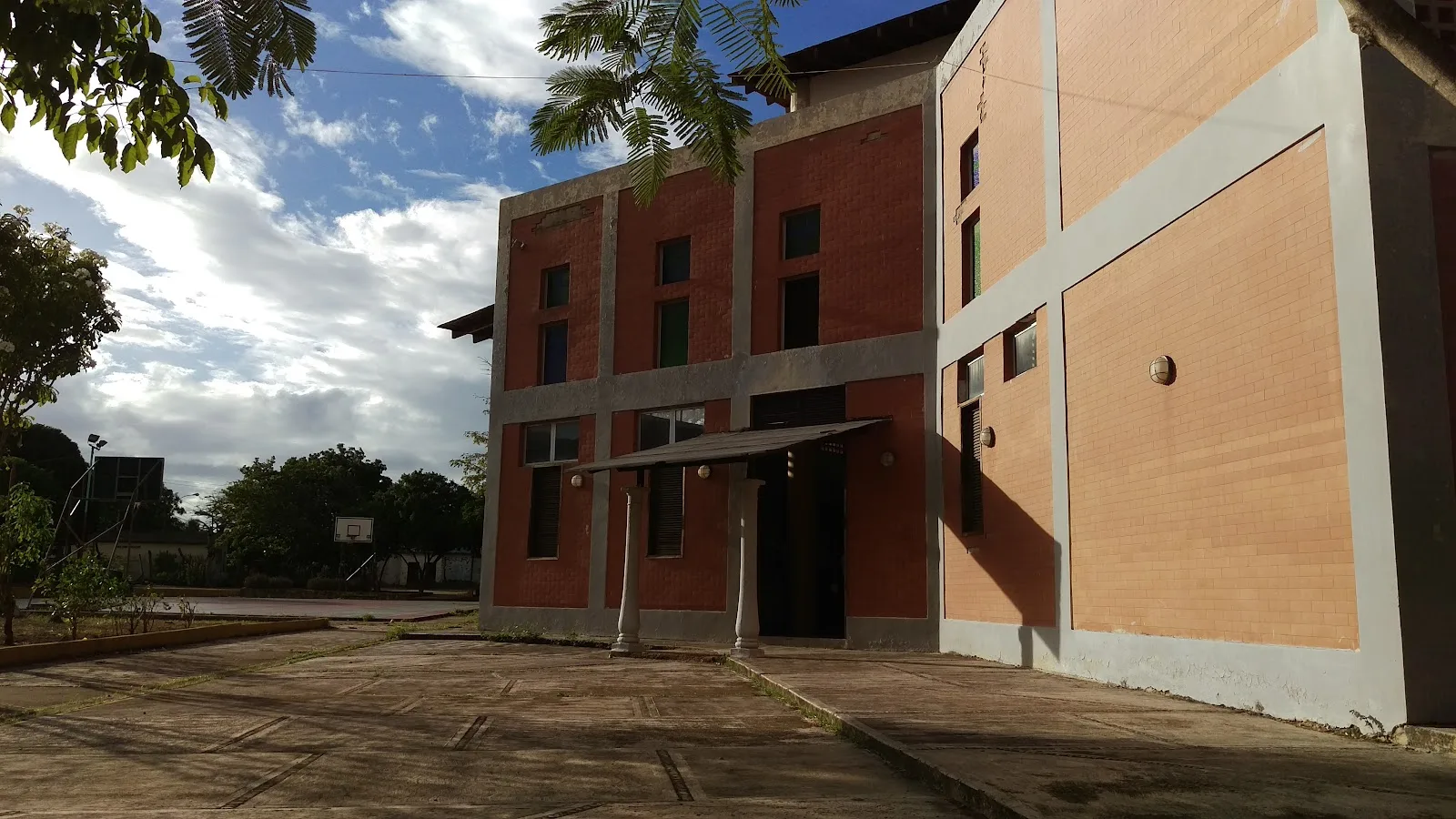 IGLESIA SAN JOSE - Foto 5 | Guía Margarita