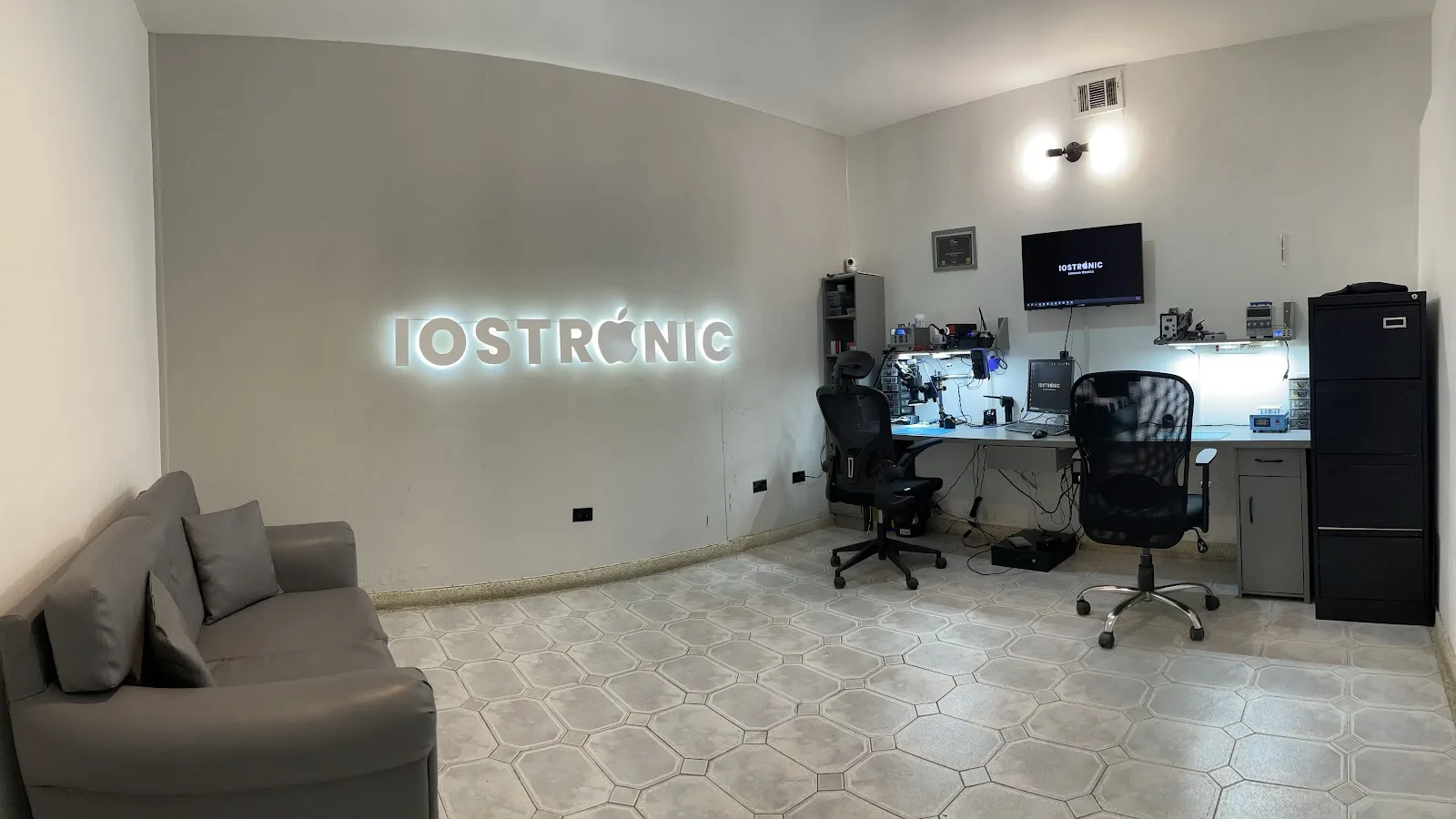 Iostronic
