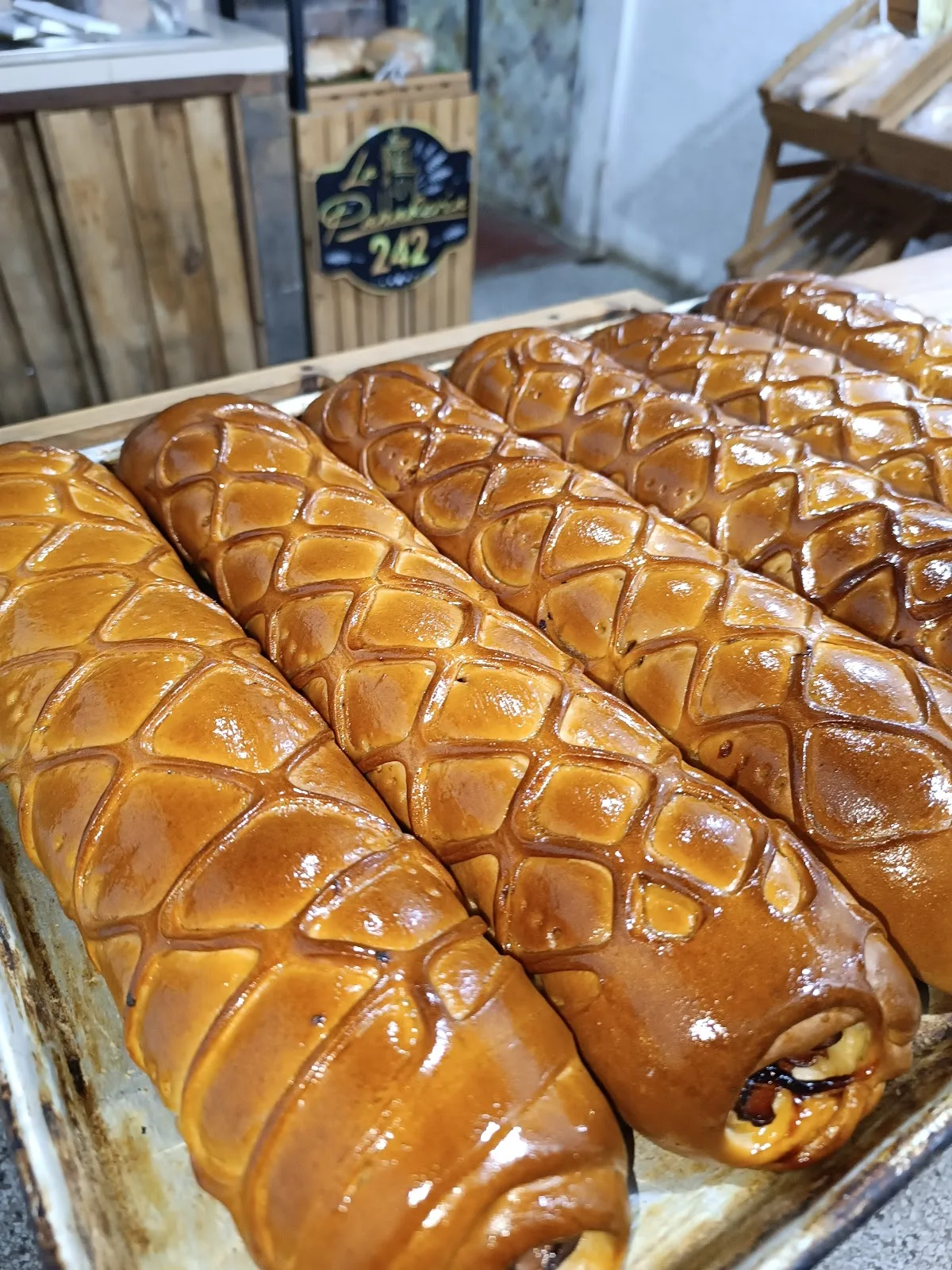 La Panadería 242