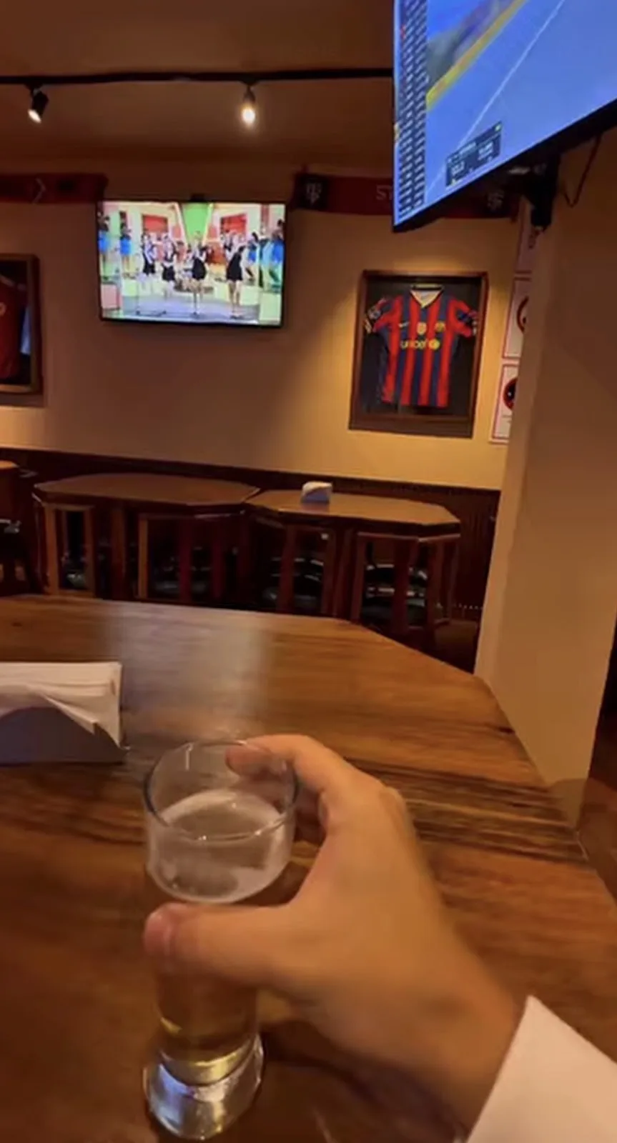 La Tertulia Sport Bar