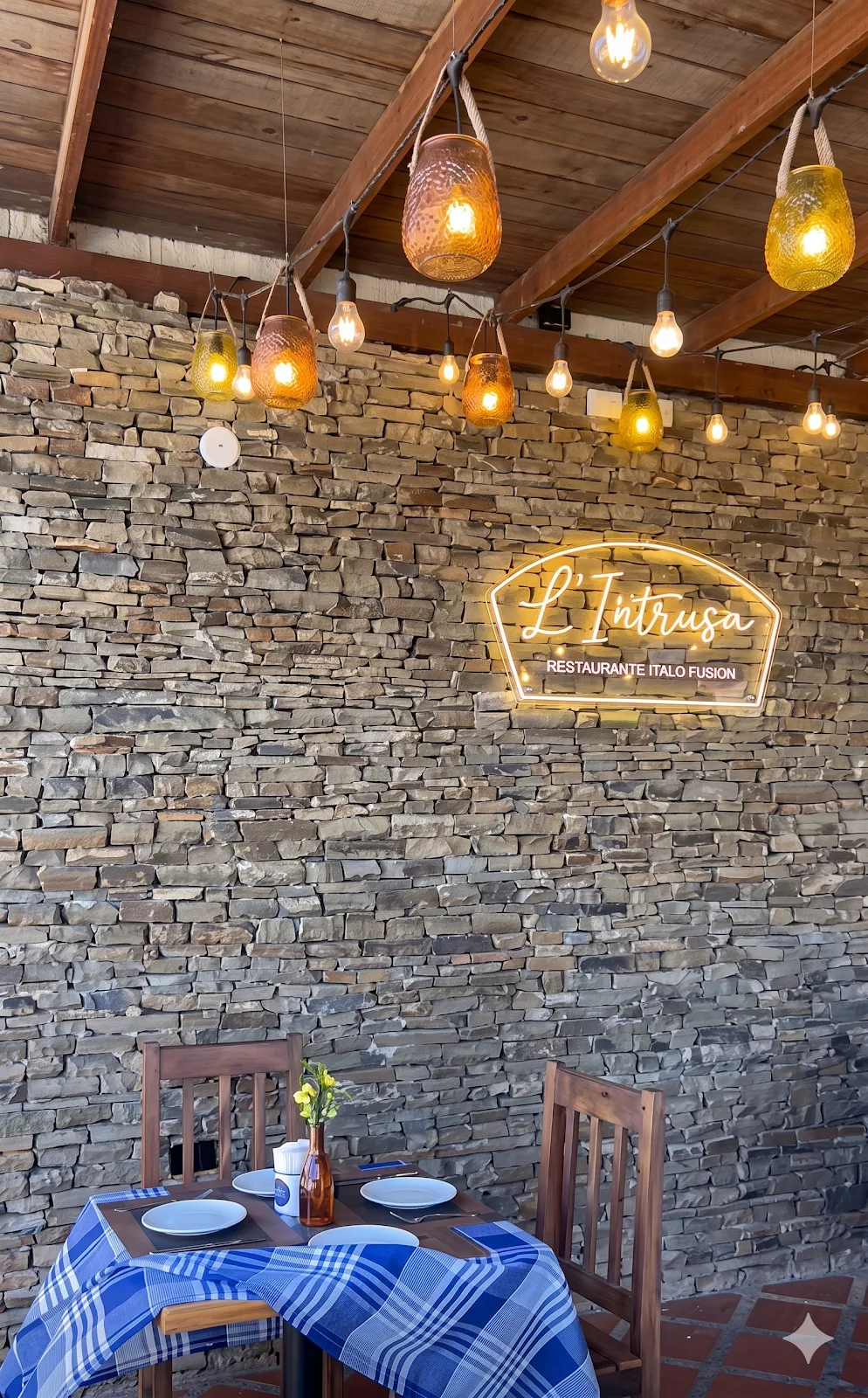 L'Intrusa Restaurante Italiano