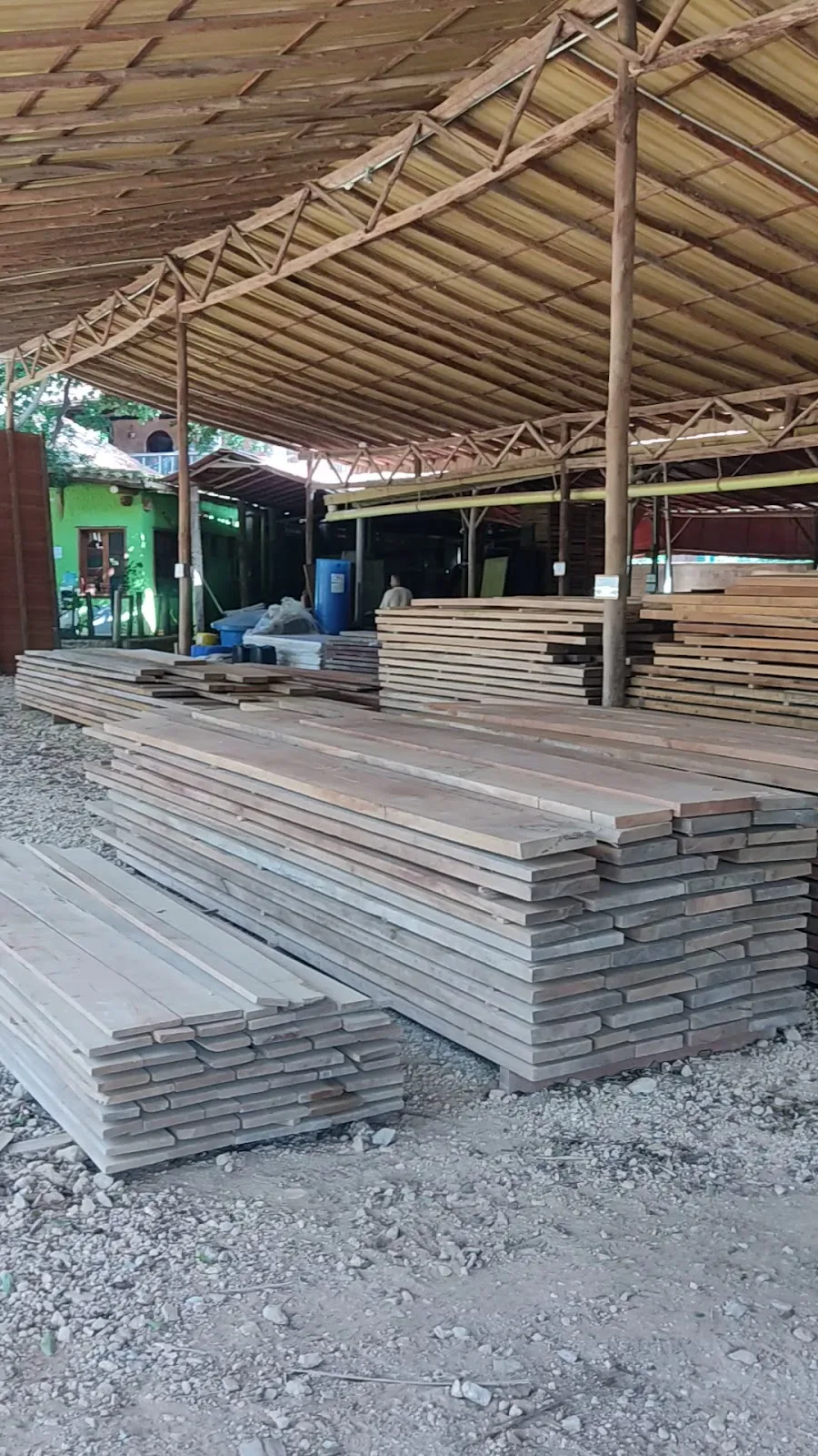 Maderas El Bosque 777 C.A. - Foto 2 | Guía Margarita