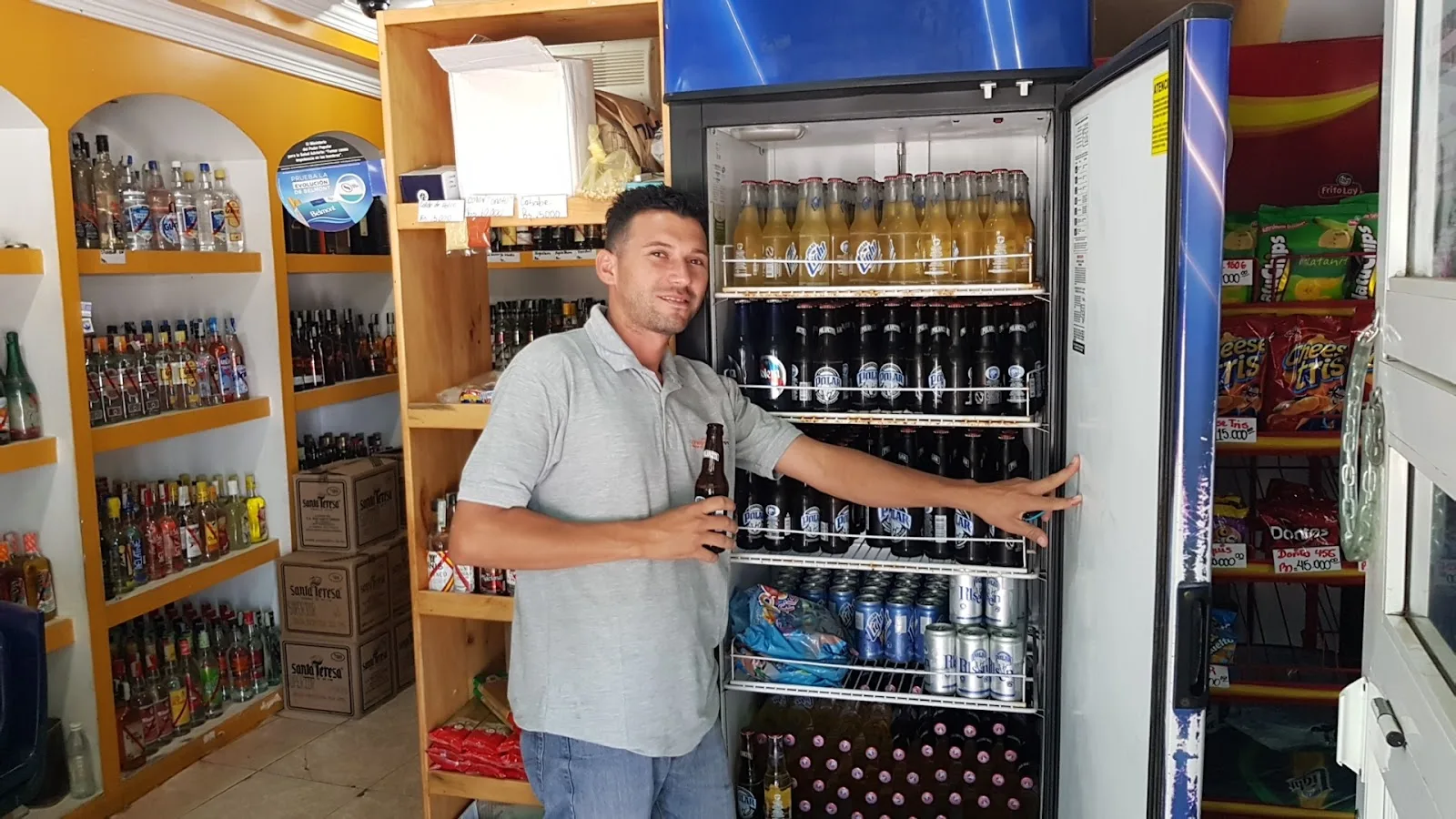Mini Market y Bodegón Pa Donde Los Cuñaos - Foto 2 | Guía Margarita