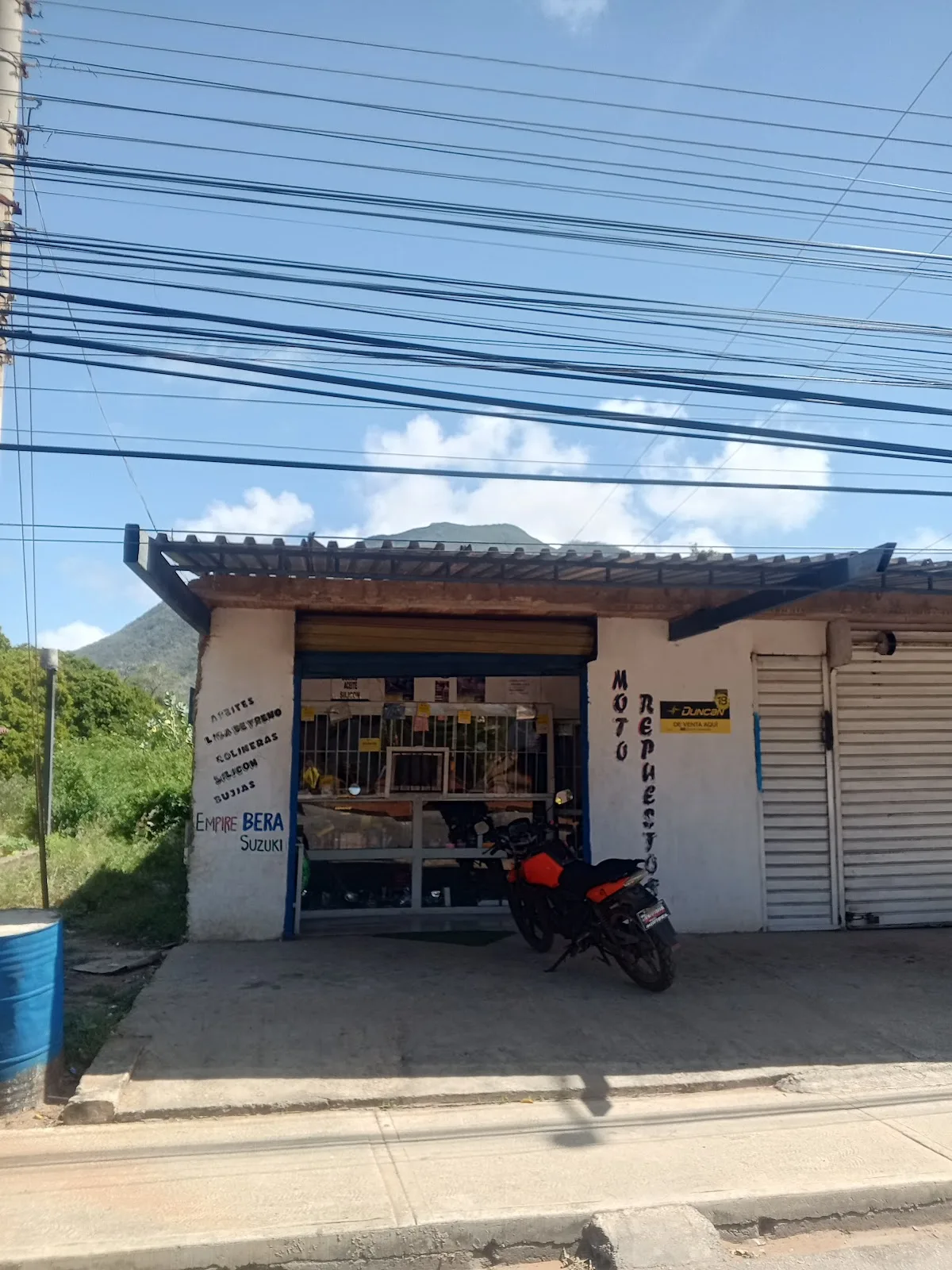 Moto Repuestos Carlitos