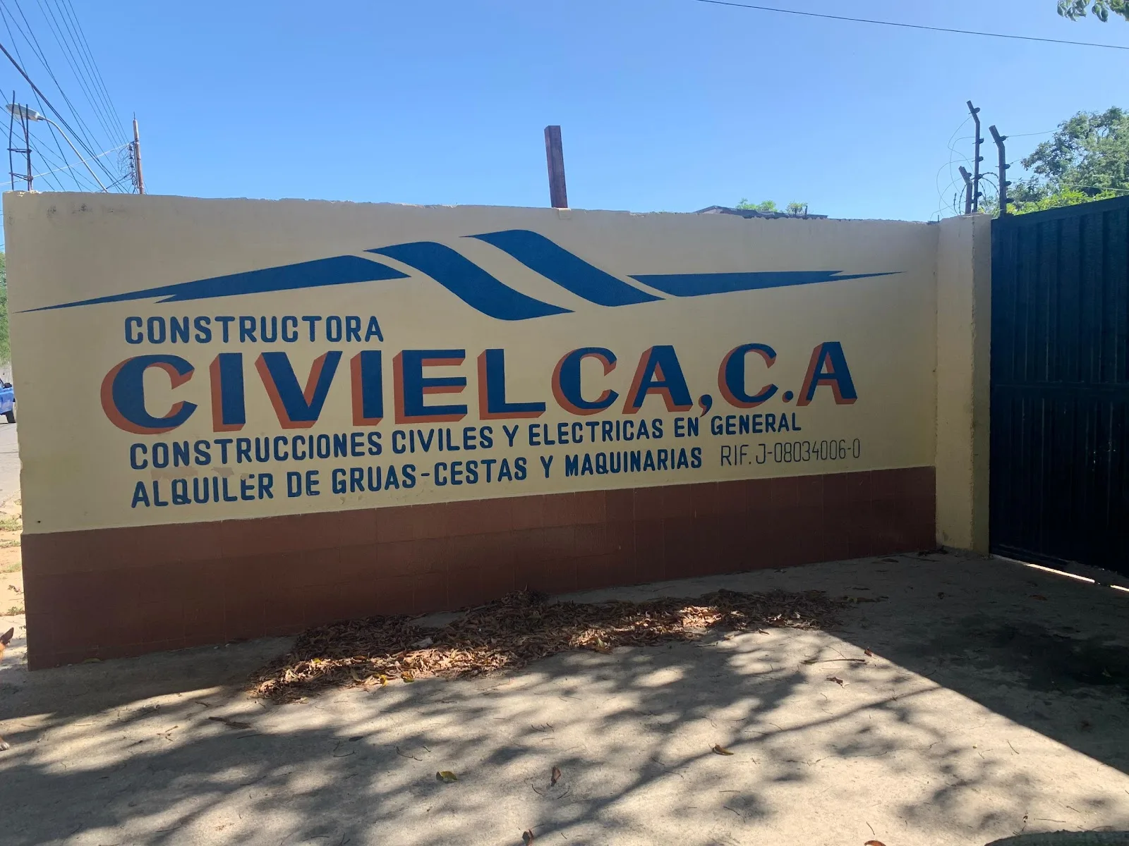 Proyectos y Construcciones Ingos C.A.