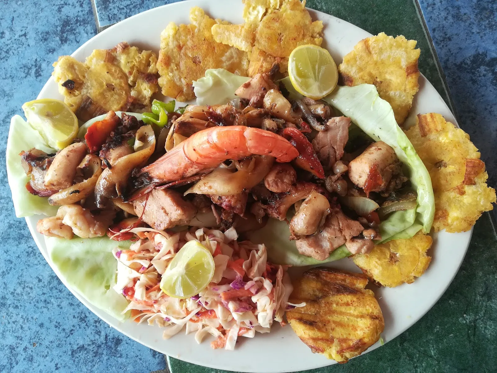Restaurante La Playa y Su Brisa