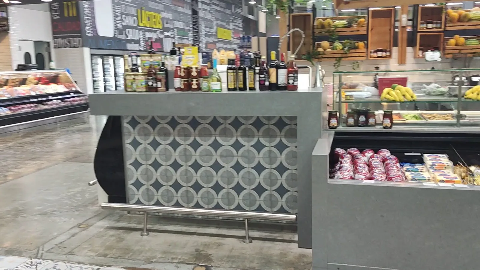 Río Supermarket (Playa El Ángel) - Foto 2 | Guía Margarita