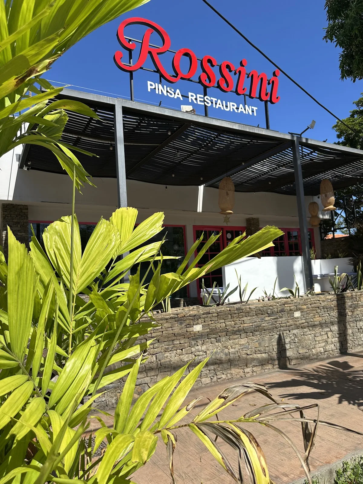 Rossini Pinsa & Pasta Restaurant