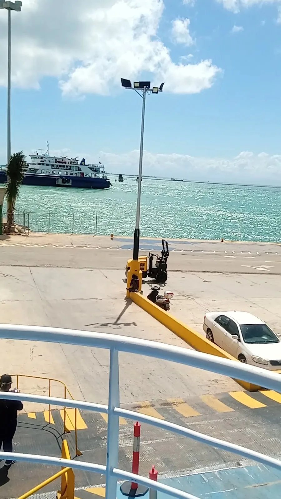 Terminal de Ferrys de Punta de Piedras - Foto 2 | Guía Margarita