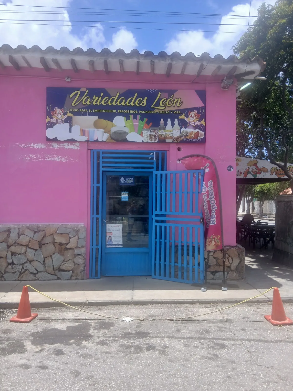 Variedades León Santa Ana